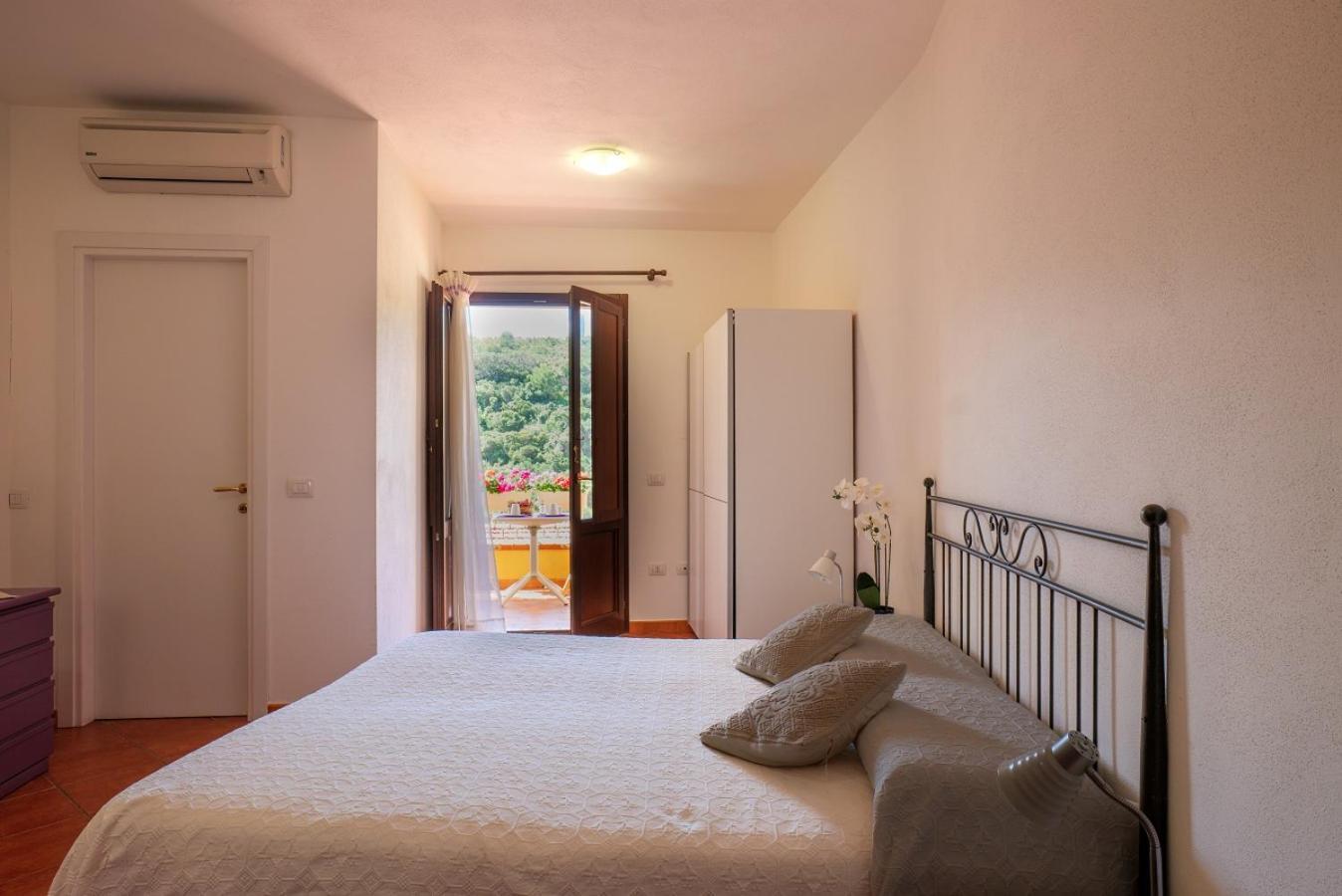 La Colbula Bed and Breakfast Castelsardo Buitenkant foto