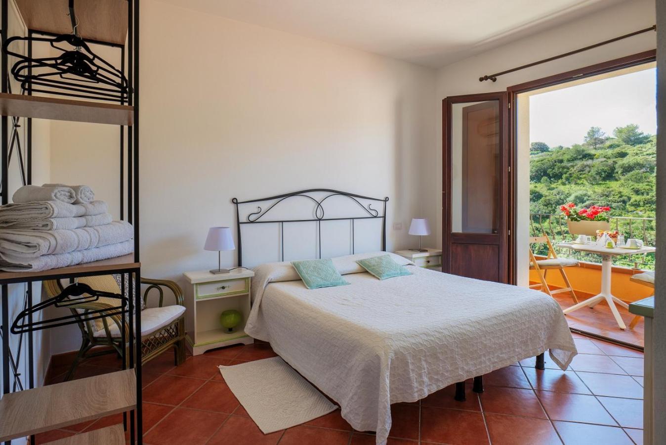La Colbula Bed and Breakfast Castelsardo Buitenkant foto